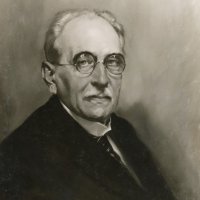 Ágotai Lajos, az Iparrajz Iskola igazgatója / Lajos Ágotai, principal of the Budapest School of Applied Arts (1936) 